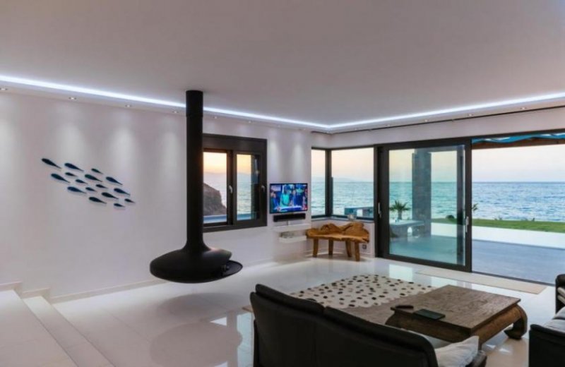 Mochlos Kreta, Mochlos: Einzigartige Villa am Meer mit großem Pool und Gärten zu verkaufen Haus kaufen